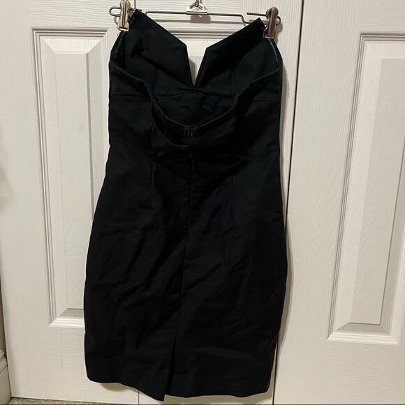 Tobi dress medium M black strapless v front little black dress EUC - Picture 4 of 8